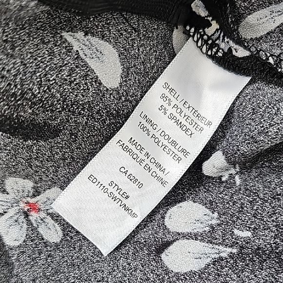 Floral Black Women's Romper - Picture 4 of 6